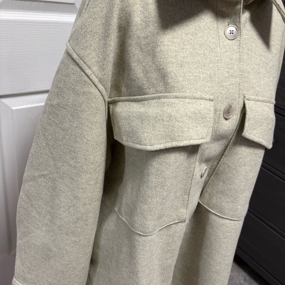 H&M Shacket - Picture 5 of 8